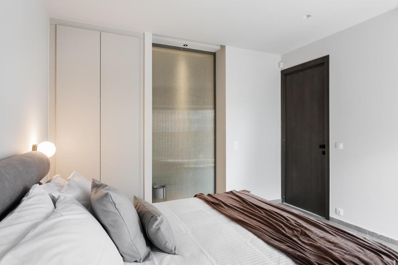 Marvelous 2Br Apartments With Balcony By Upstreet Афины Экстерьер фото