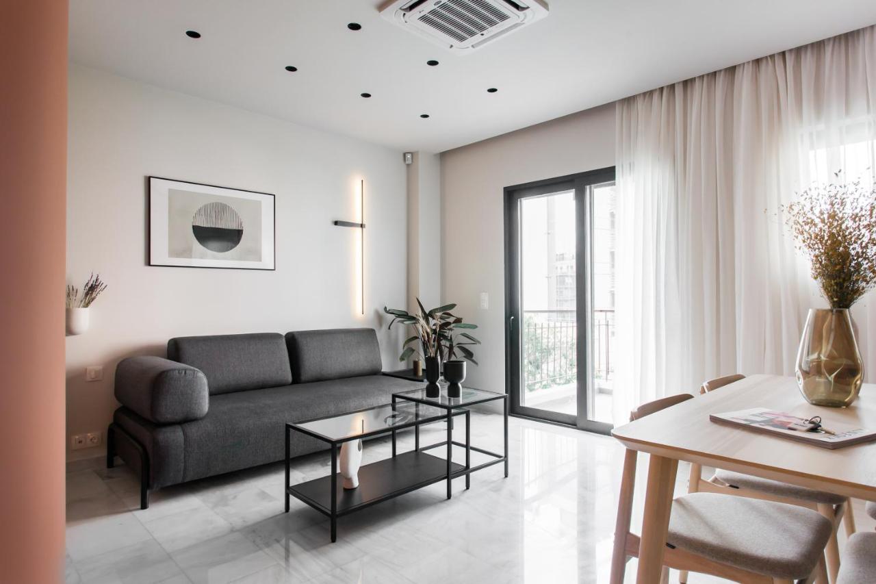 Marvelous 2Br Apartments With Balcony By Upstreet Афины Экстерьер фото
